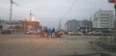 В Рязани около ТРЦ «Круиз» произошла авария
